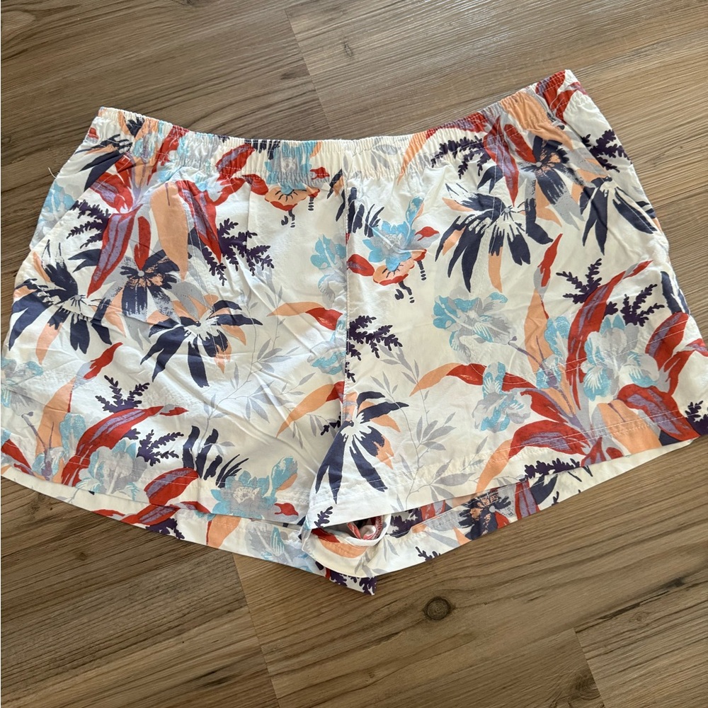 Floral Print Women's Shorts